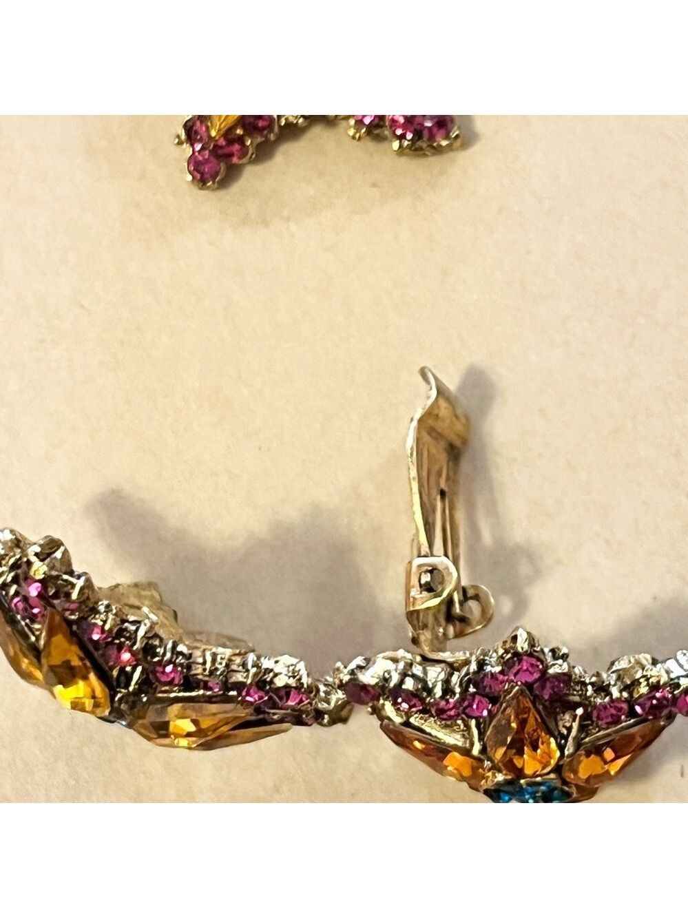 Thelma Deutsch vintage costume jewelry double star dangle clip-on earrings - Picture 5 of 5